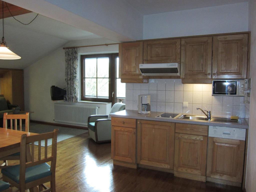 Ferienwohnungen Forellenhof Waldner Gundersheim Ruang foto